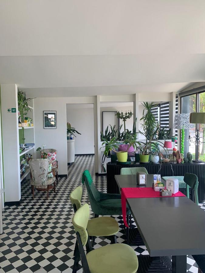 Seven Boutique Hotel 东塞斯特里 外观 照片