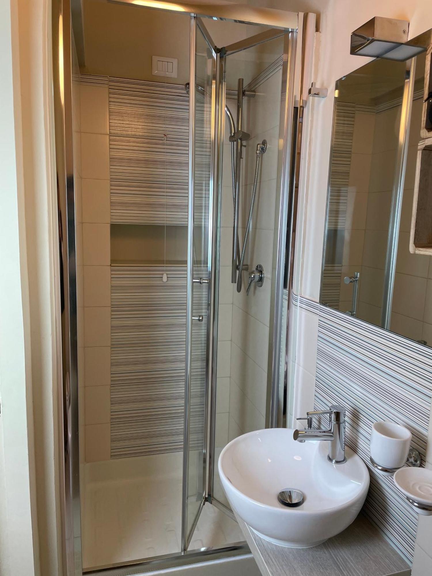 Seven Boutique Hotel 东塞斯特里 客房 照片
